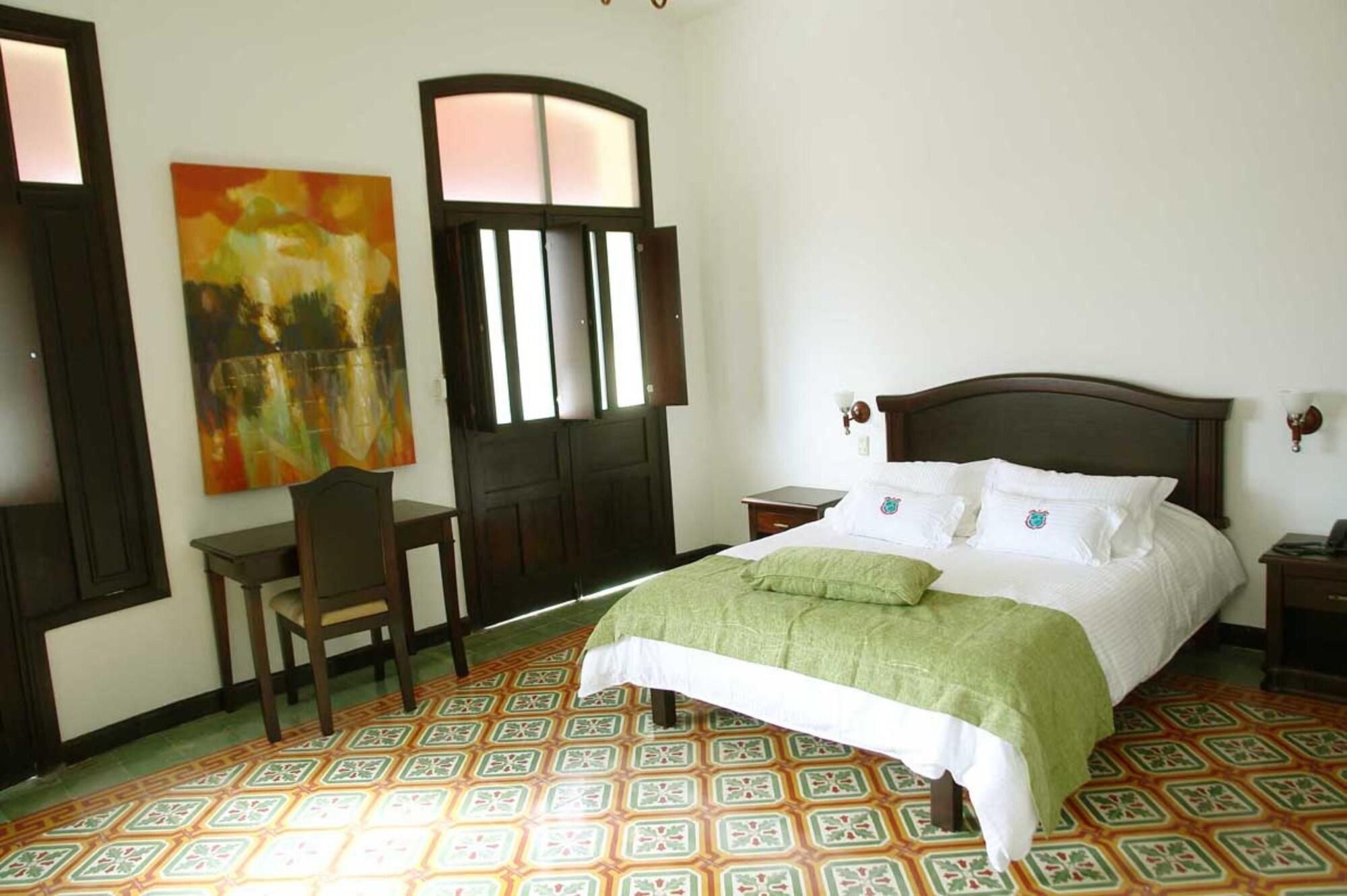 Casa Escobar Buga Hotel Екстериор снимка