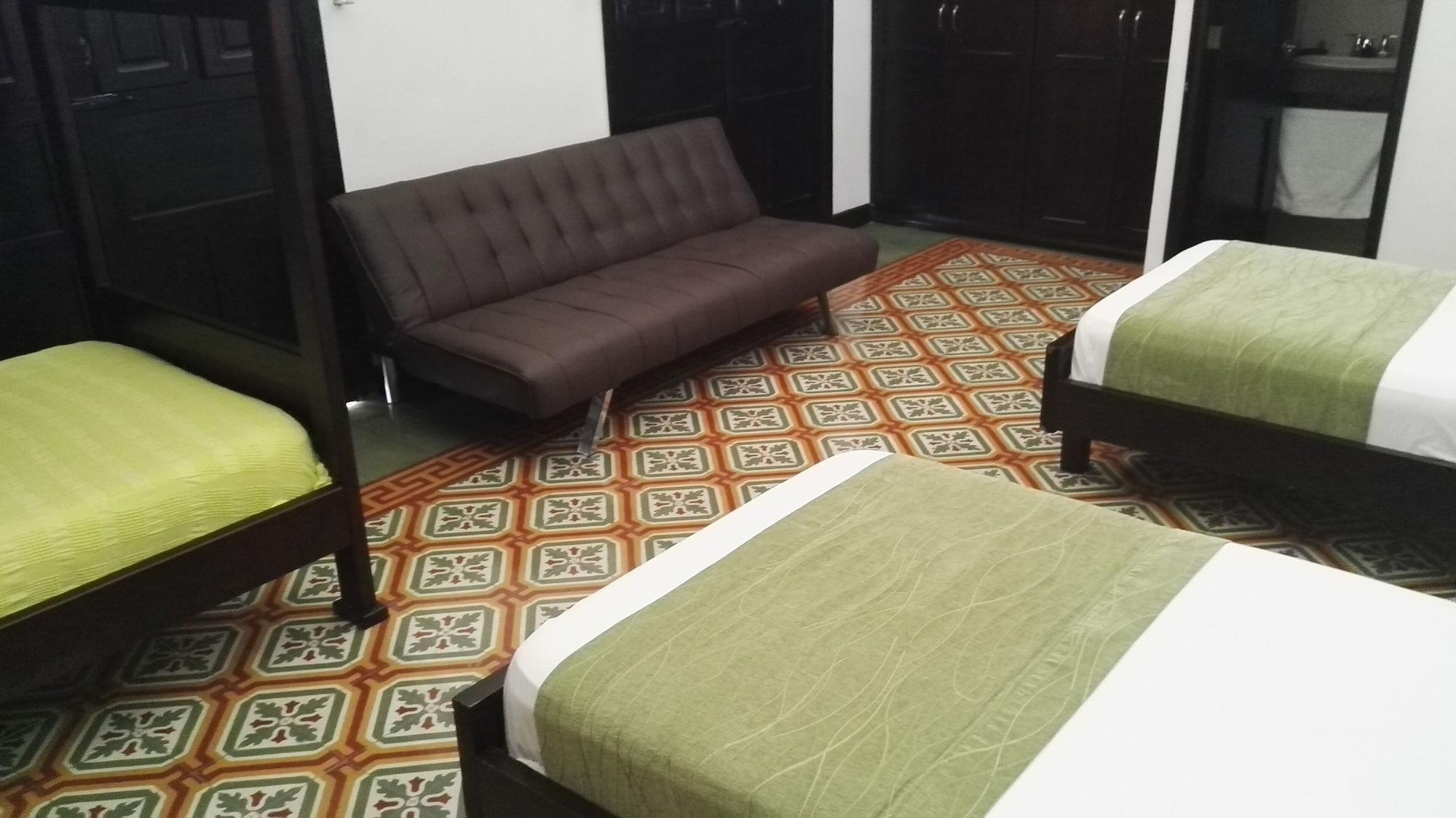 Casa Escobar Buga Hotel Екстериор снимка