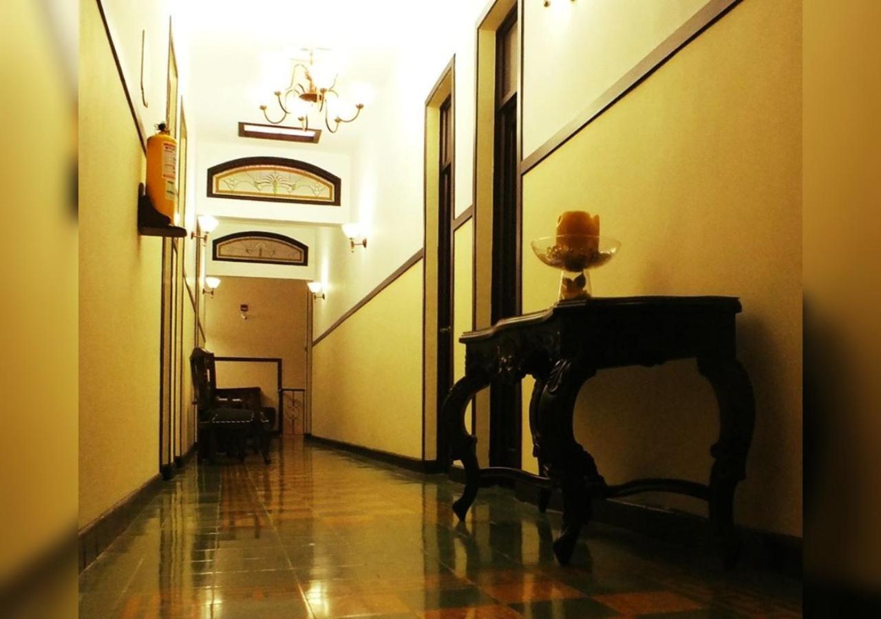 Casa Escobar Buga Hotel Екстериор снимка